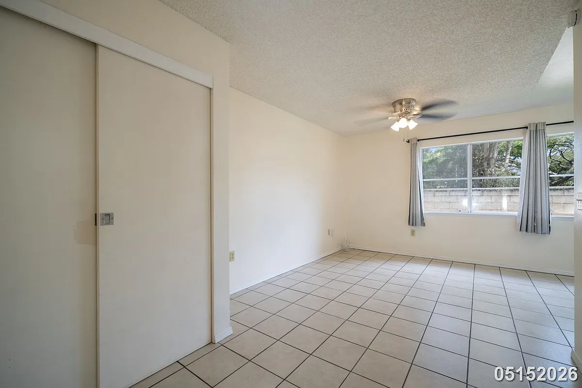 Building Photo - 95-1015 Kaapeha St #57