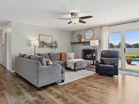 4th image of 24298 Park Shore Dr