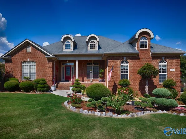 4409 Hampton Ridge Dr SE, Owens Cross Roads, AL 35763