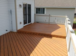 1002 Winsome Way NW, Isanti, MN 55040