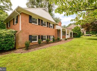 7201 Elizabeth Dr, Mc Lean, VA 22101