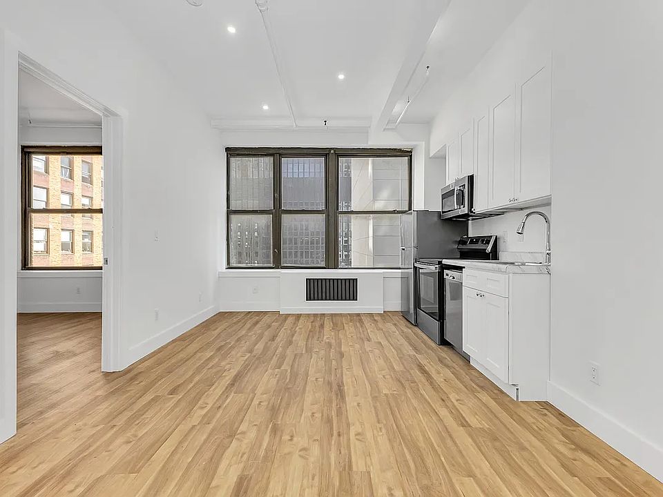 1st image of 248 W 35th St #1006