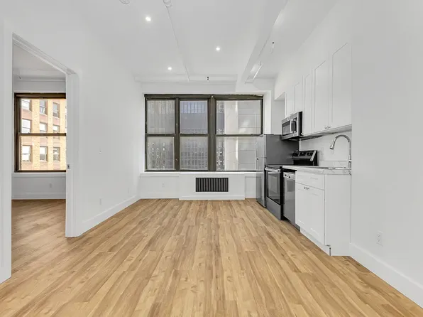 248 W 35th St, New York, NY