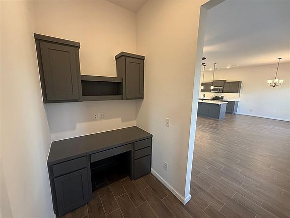 7th image of this home