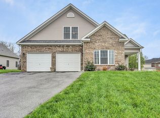 2941 Matthew Dr, Vinton, VA 24179
