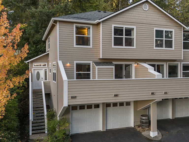 3810 Colony Oaks Dr — Photo 3