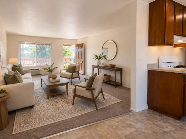 1028 S Magnolia Ave, El Cajon, CA 92020