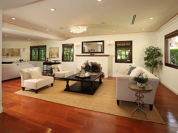 3rd image of 314 Lawson Pl