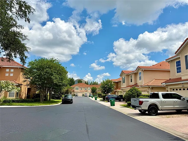 1946 Michael Tiago Cir — Photo 30