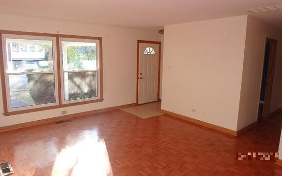 2nd image of 2720 Cherrywood Ln