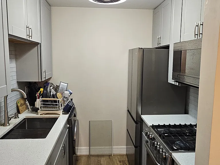 1160 Valley Ln #4-206 — Photo 4
