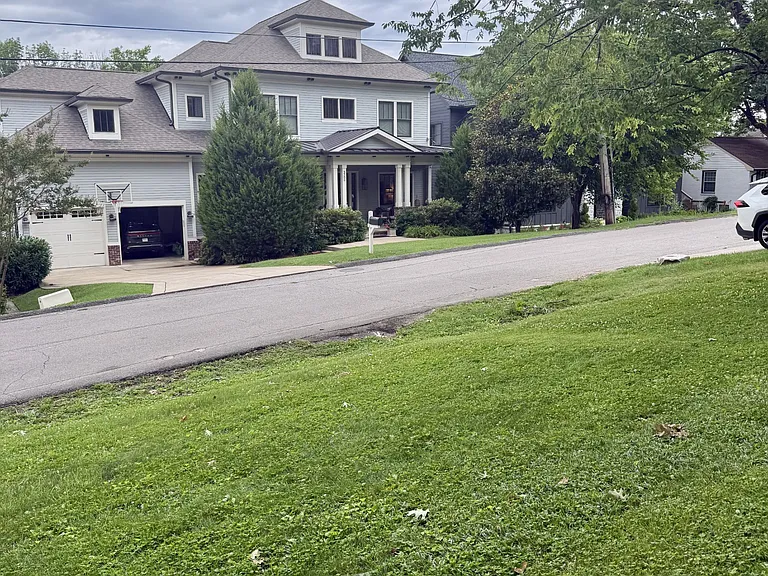 3207 Overlook Dr — Photo 16