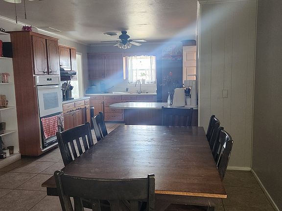 3rd image of 3748 Scarlet Ave