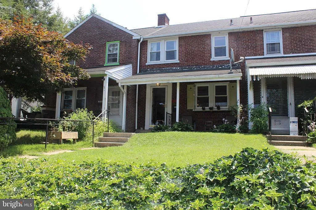 768 New Holland Ave photo 1