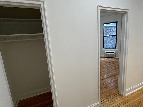 5th image of 321 E 66th St APT 4C