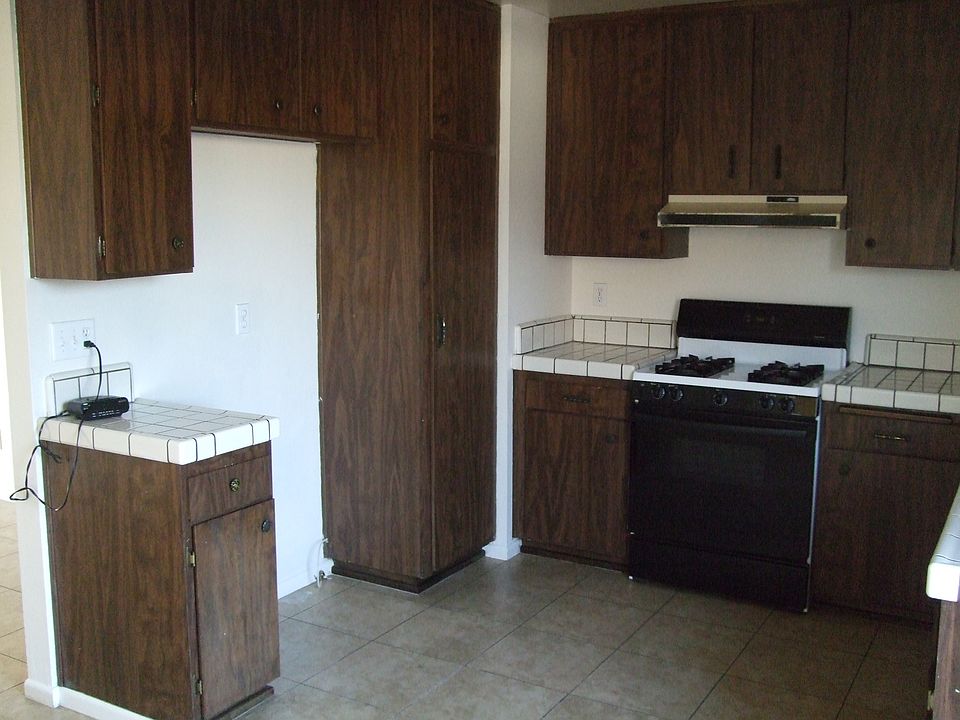 2nd image of 4363 Kingsbury Pl