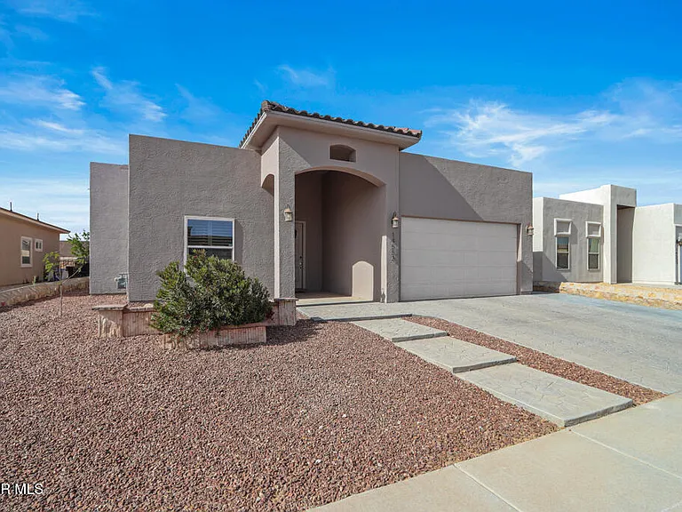 14553 Hunters Grove Ave — Photo 4
