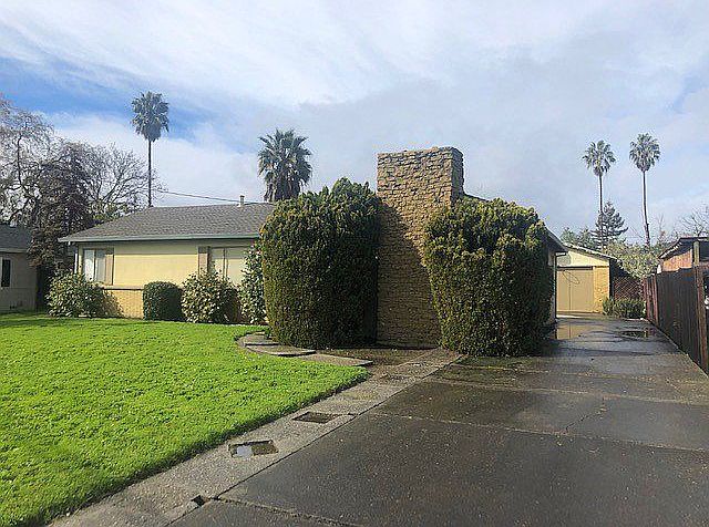 1st image of 12779 Lantana Ave
