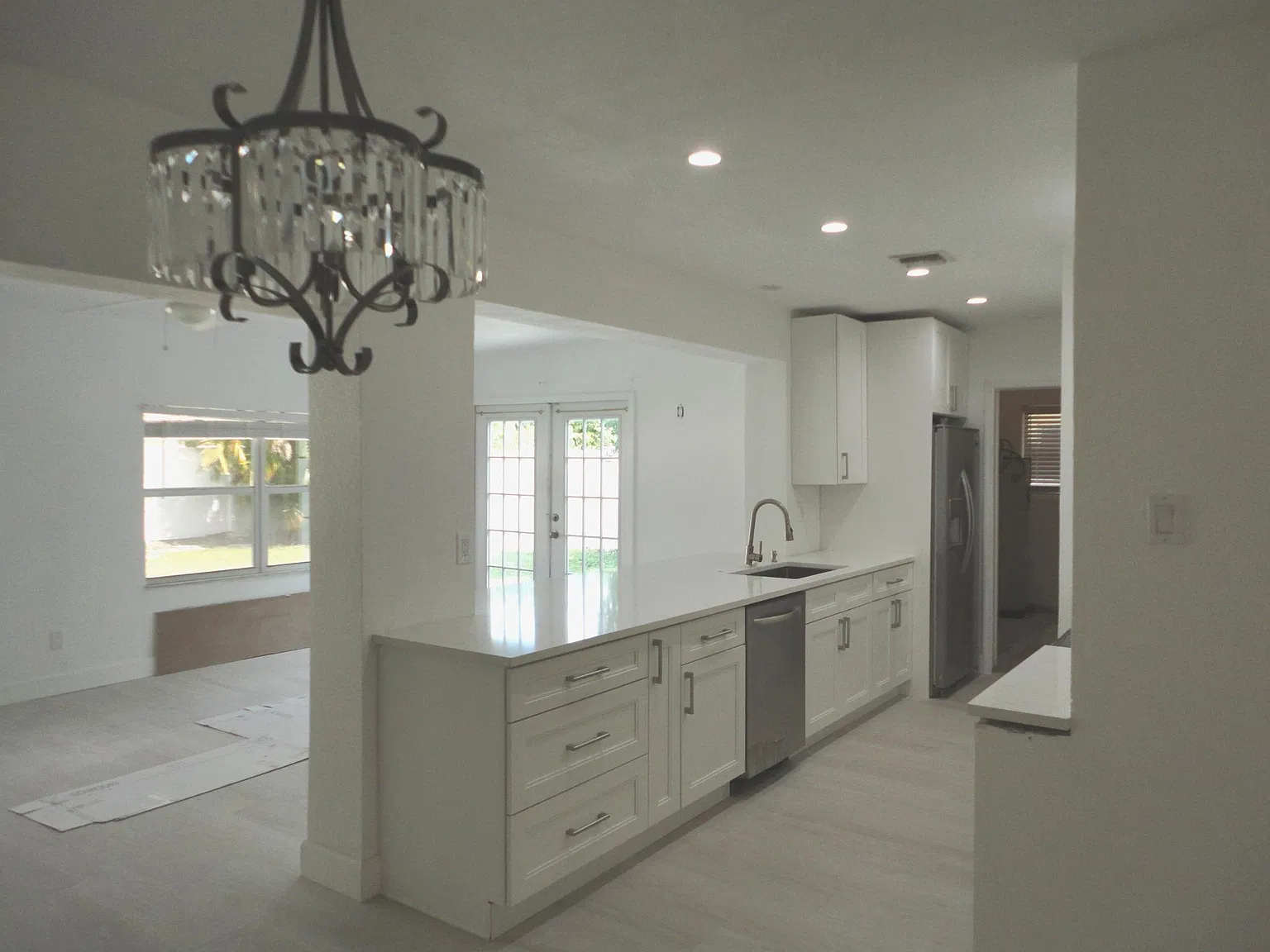 4 bed, 1950 sqft, $4,500 — Photo 2
