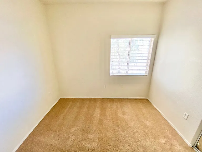 3904 Smokey Fog Ave #101 — Photo 10