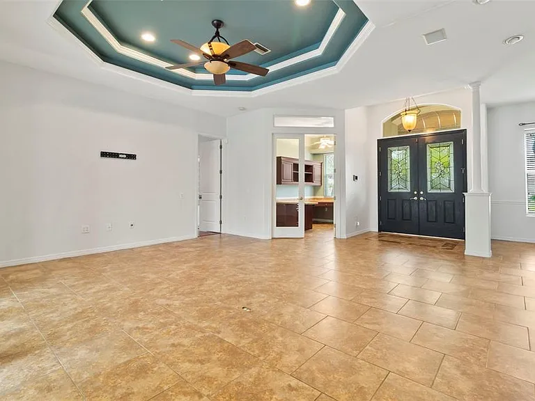 281 Hallcrest Ter — Photo 10