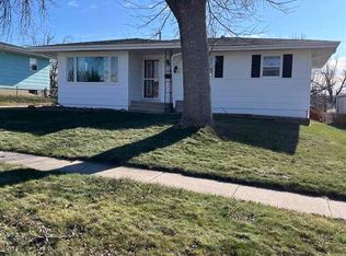 1005 Orchard Rd, Marion, IA 52302