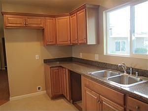 1st image of 5121 Reynolds St