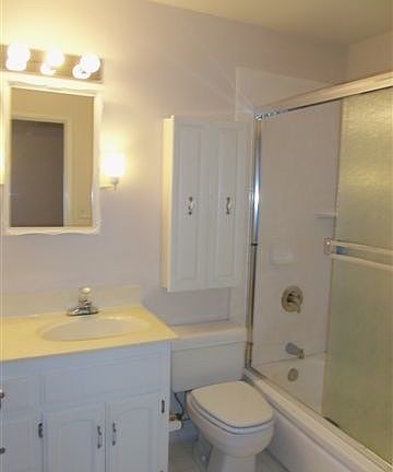 4th image of 1724 Capell Dr
