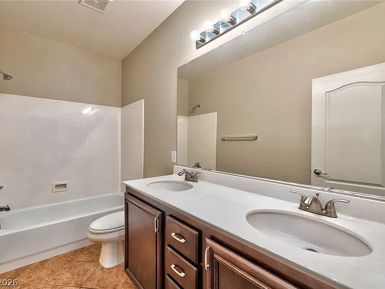 2116 Mistle Thrush Dr — Photo 14