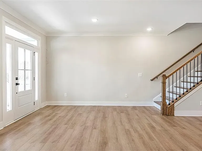 160 Palm St — Photo 24