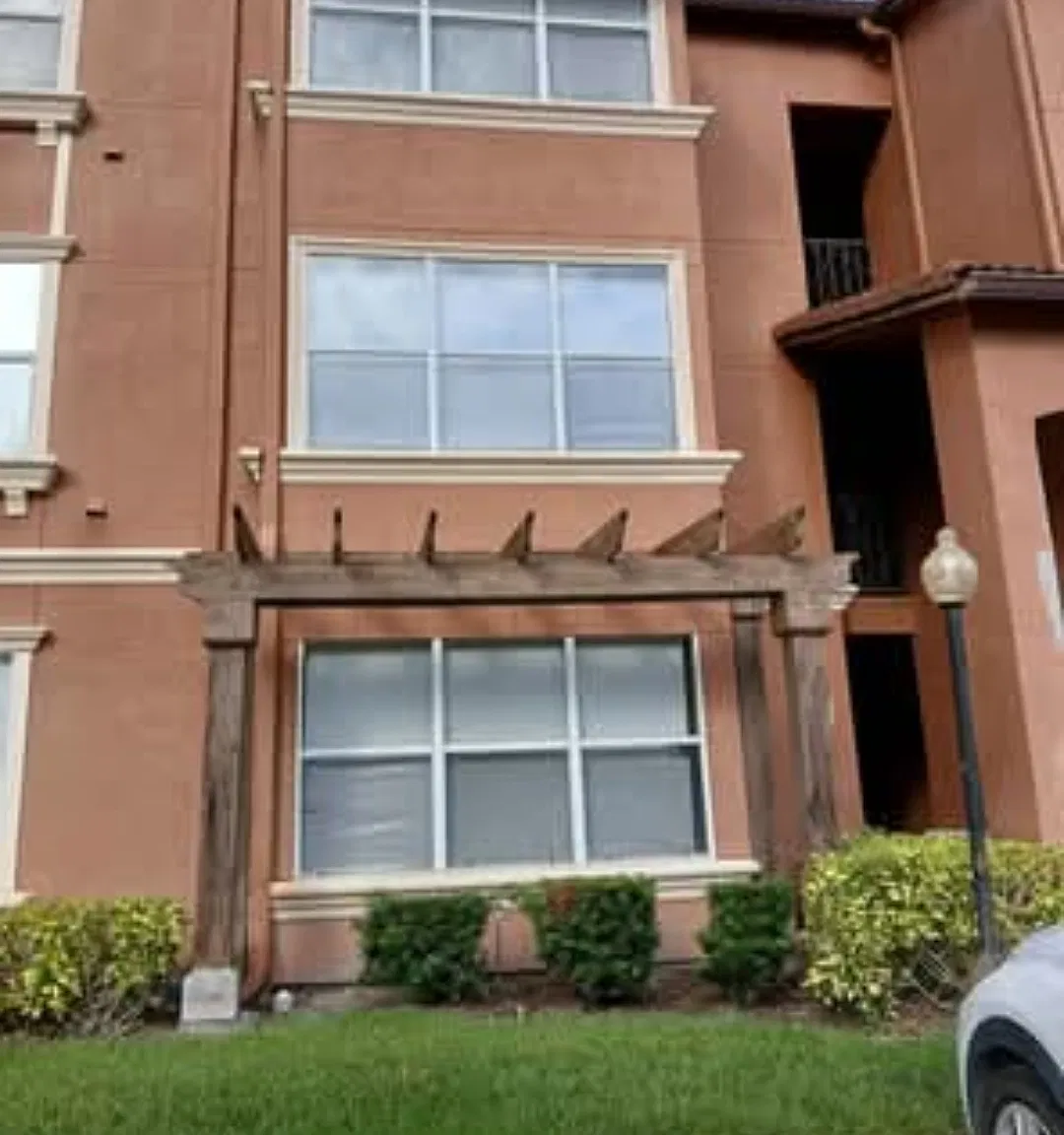 2 bed, 988 sqft, $1,600 — Photo 1