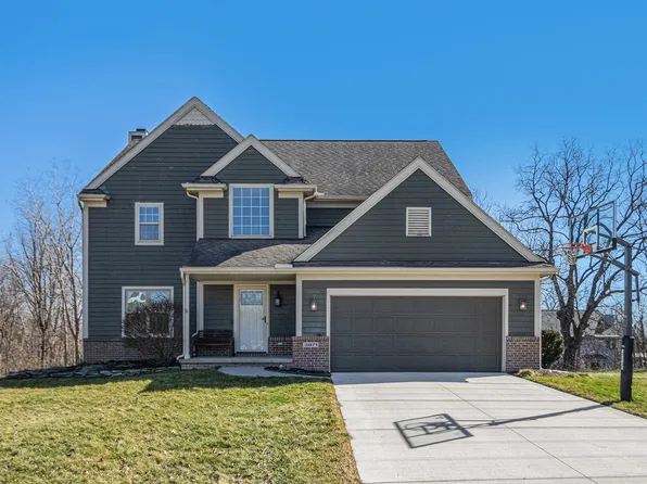 3871 Highlander Way E, Ann Arbor, MI 48108