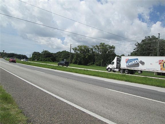 4th image of 4275 N Orange Blossom Trl