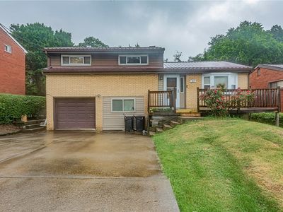 317 Frazier Dr, Pittsburgh, PA, 15235