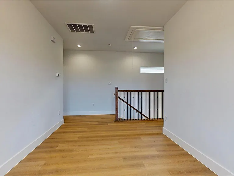 12260 Kirkgard — Photo 32