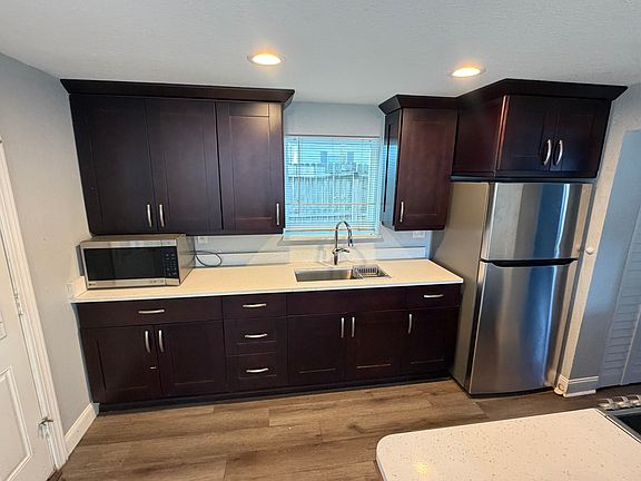 2nd image of 530 35th Ave N #2