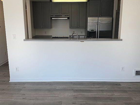 Open Area to Kitchen