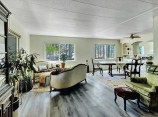 14801 Christmas Tree Ln, Grass Valley, CA 95945