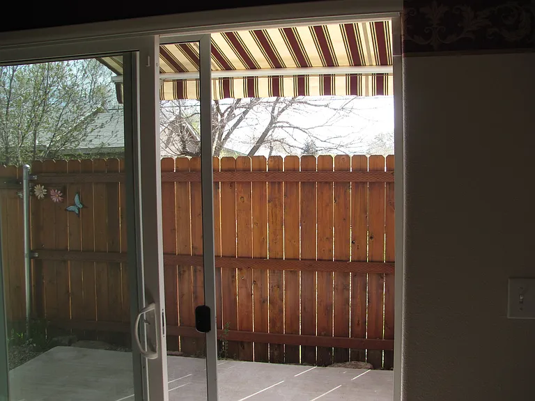 410 S Madison St — Photo 7