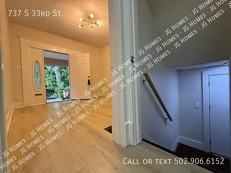 737 S 33rd St — Photo 30