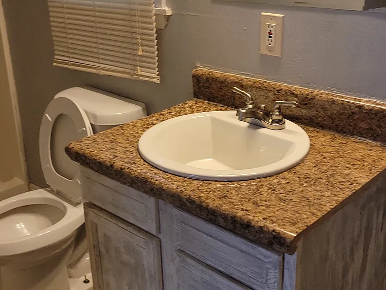 2541 Crestdale Cir #2 — Photo 7