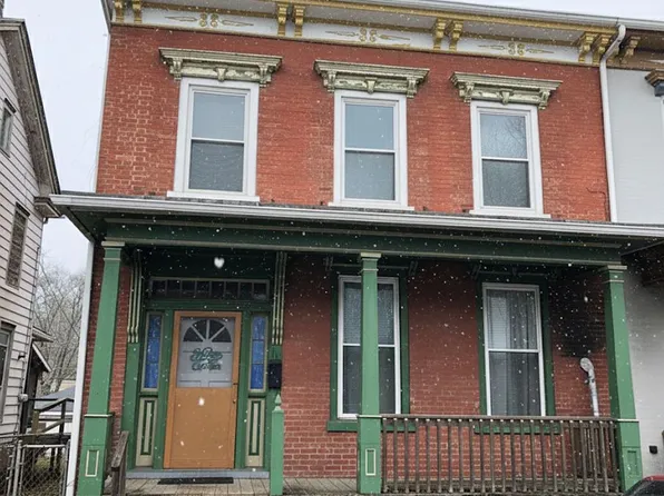 114 S 2nd St, Newport, PA 17074