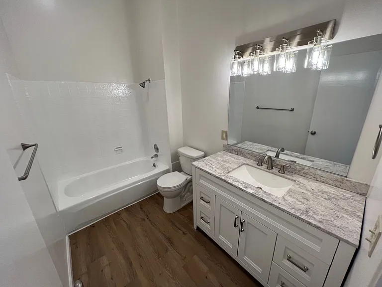 Trinity Terrace Apartments — Photo 8