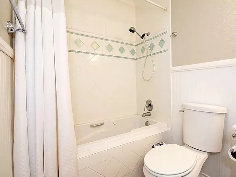 17748 Valladares Dr — Photo 22