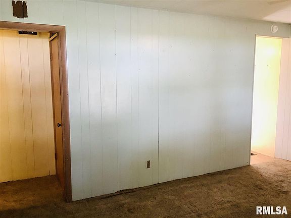 4th image of 959 Olive St