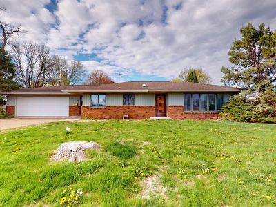 108 Lawrence St, Cleghorn, IA, 51014