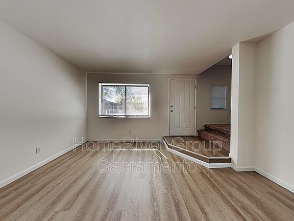 2nd image of 3261 La Canada Dr APT 8