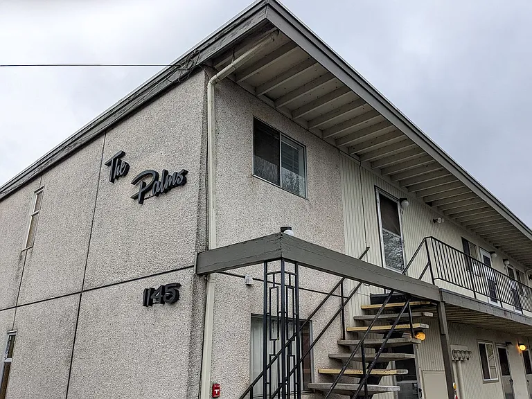 1145 Rural Ave SE — Photo 4