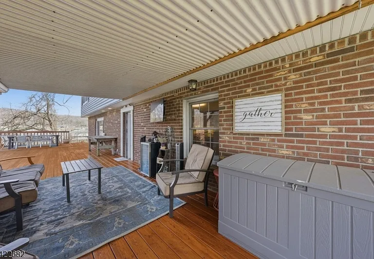 23 Edgemere Ave — Photo 36