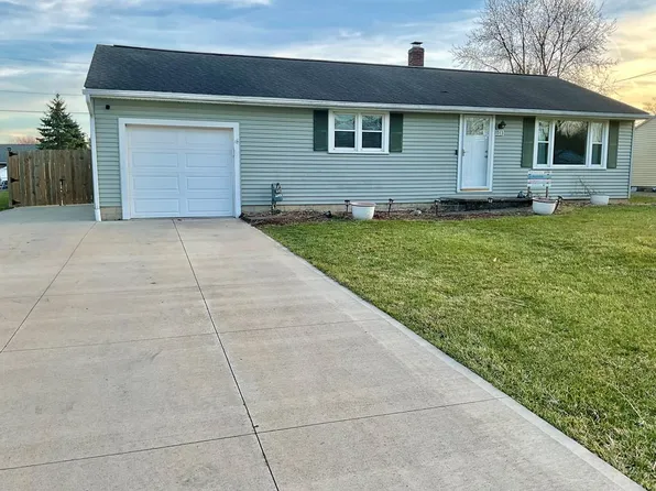 1013 Summit Dr, Ashland, OH 44805